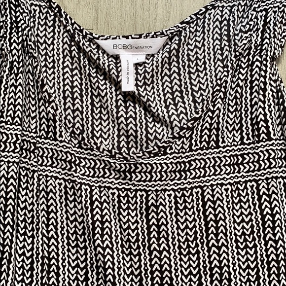 BCBGeneration patterned tank - Picture 2 of 2